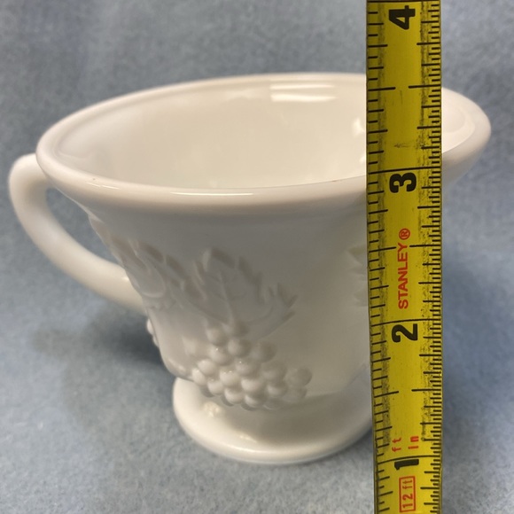 Indiana Colony Milk Glass White Harvest Grape 6 ounce Footed Cup - Picture 8 of 9